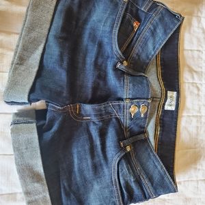 HUDSON SIZE 27" DENIM SHORTS IN NEW CONDITION
